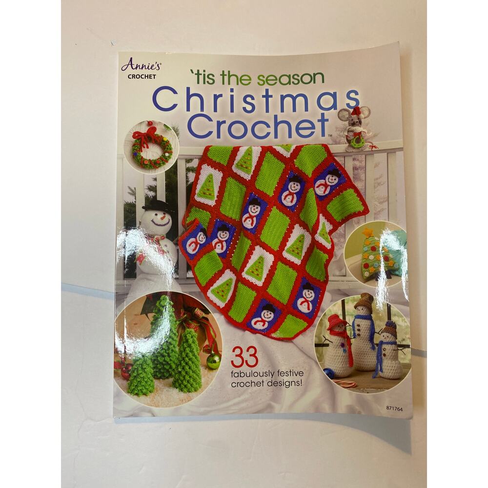 Annie's Crochet 'tis the season Christmas Crochet Pattern Book